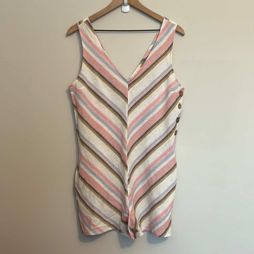 Roxy White and Pink Sleeveless Tank Top Shorts Romper M